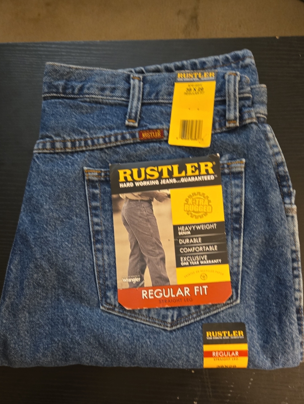 Rustler Men's Straight Leg Blue Jeans - Regular Fit